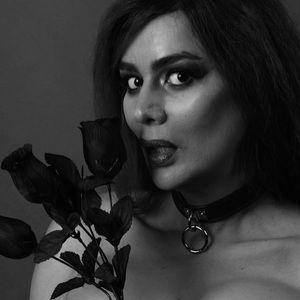 Meet your Posher, AkquaLouisa